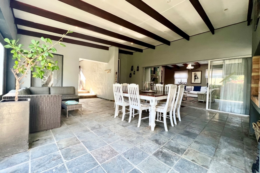 To Let 3 Bedroom Property for Rent in Van Riebeeckstrand Western Cape